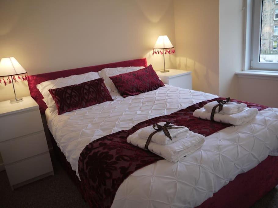 Fabulous Location, One Bedroom West End Flat, Just Off Byres Rd, Close To Sec & Hydro Глазго Экстерьер фото