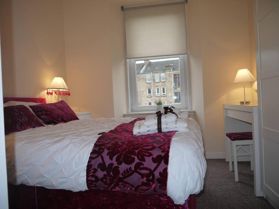 Fabulous Location, One Bedroom West End Flat, Just Off Byres Rd, Close To Sec & Hydro Глазго Экстерьер фото